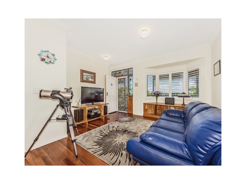 14 Macadamia Street, Lowood QLD 4311