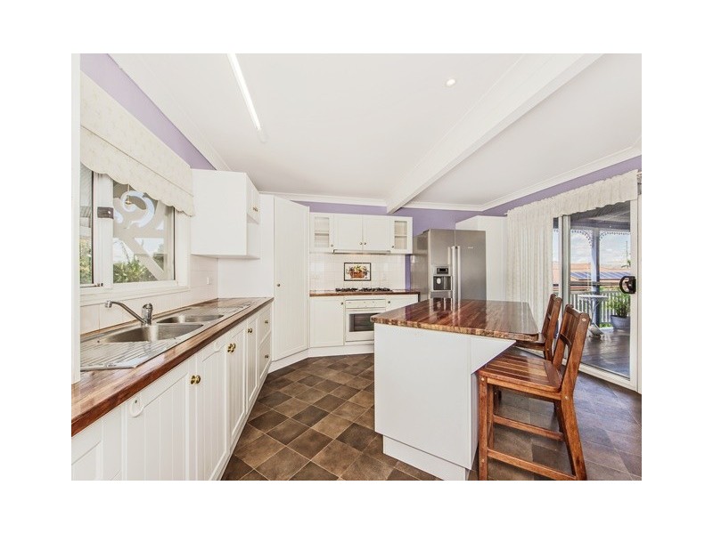 14 Macadamia Street, Lowood QLD 4311