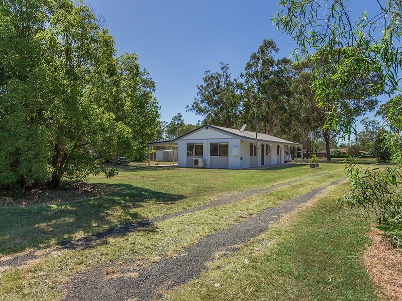 16 Amaroo Road, Thagoona QLD 4306