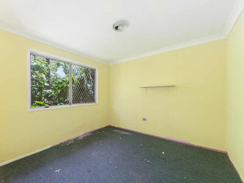 7 Roma St, North Booval QLD 4304