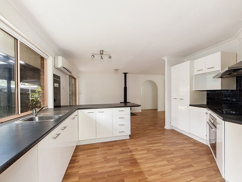 400 Haigslea Amberley Rd, Walloon QLD 4306