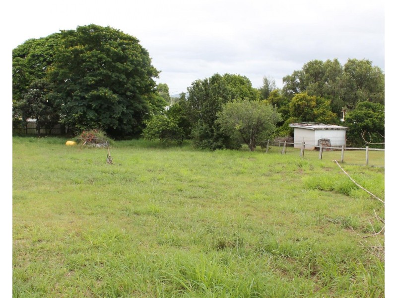 4 Green Street, Ebbw Vale QLD 4304