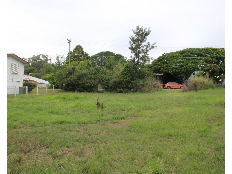 4 Green Street, Ebbw Vale QLD 4304