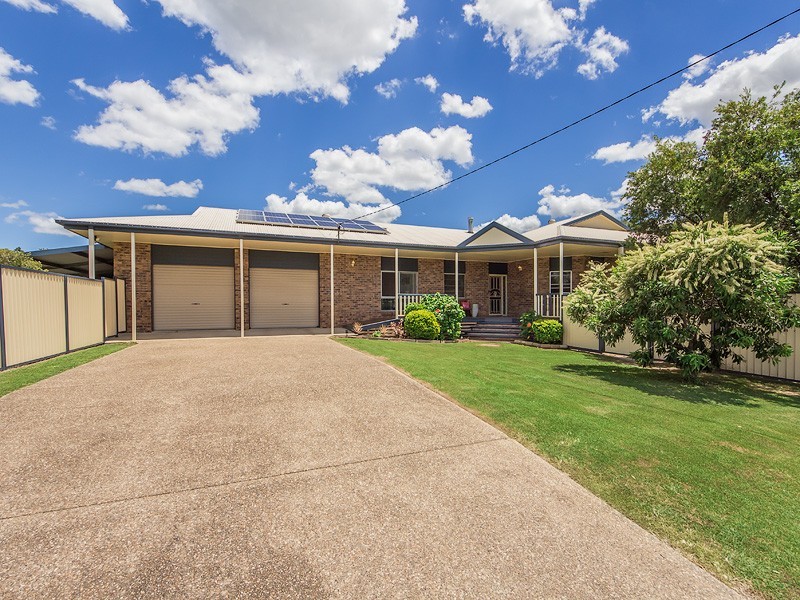 1 Honeysuckle Ct, Walloon QLD 4306
