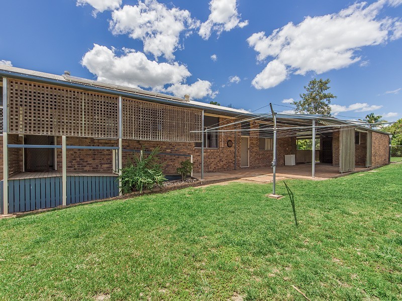 1 Honeysuckle Ct, Walloon QLD 4306