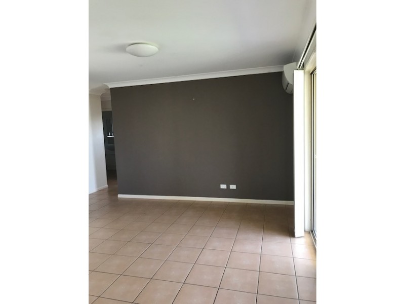 28 Bosswood Court, Yamanto QLD 4305