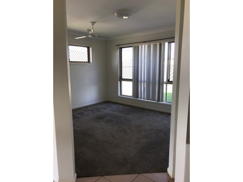 28 Bosswood Court, Yamanto QLD 4305