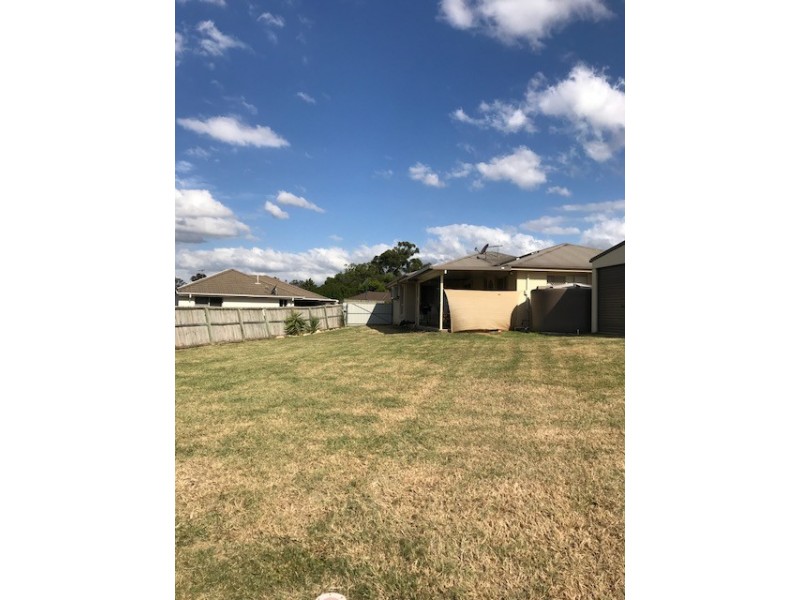 28 Bosswood Court, Yamanto QLD 4305