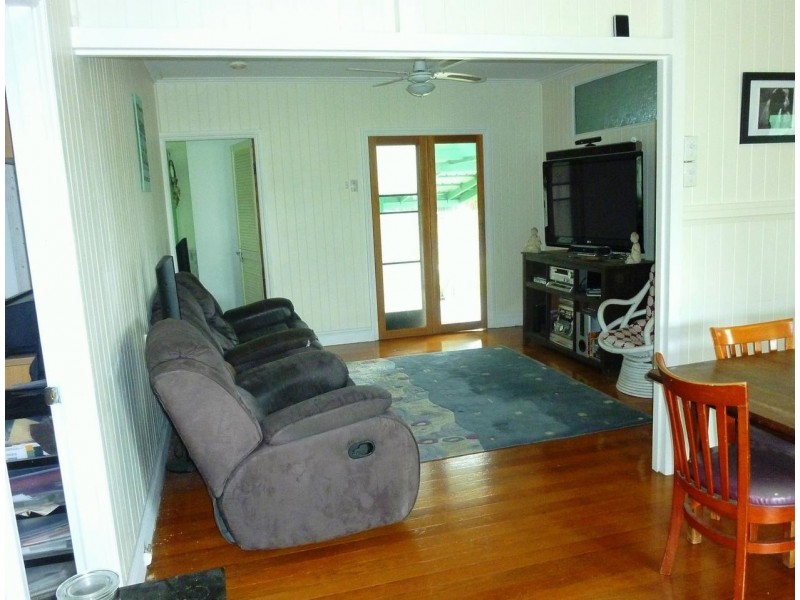 116 Main St, Lowood QLD 4311