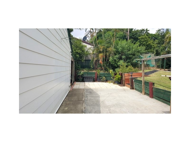 9 Border Court, Brassall QLD 4305