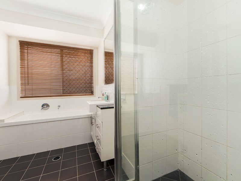 47 Banksia Drive, Raceview QLD 4305
