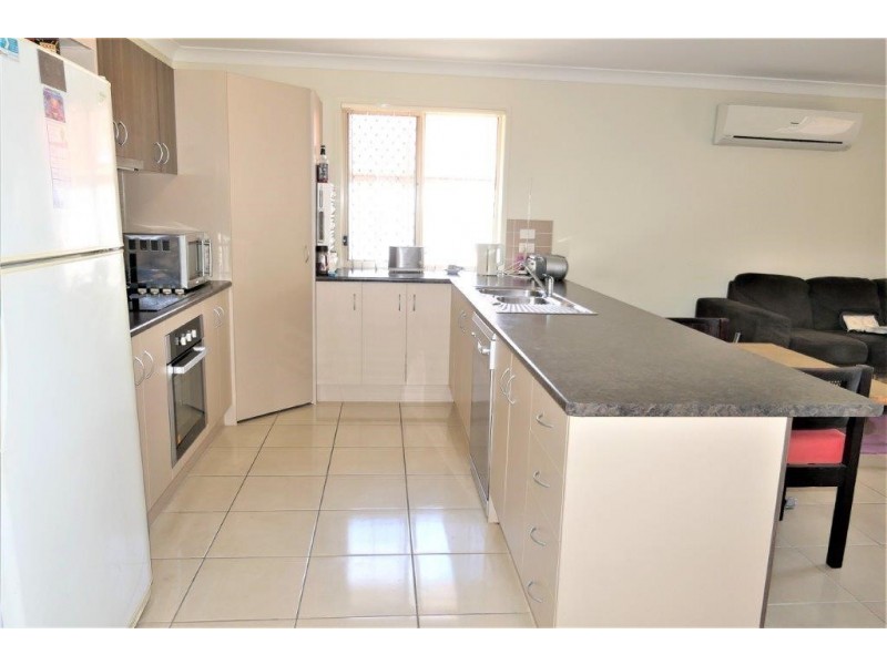 32/12 Walnut Crescent, Lowood QLD 4311