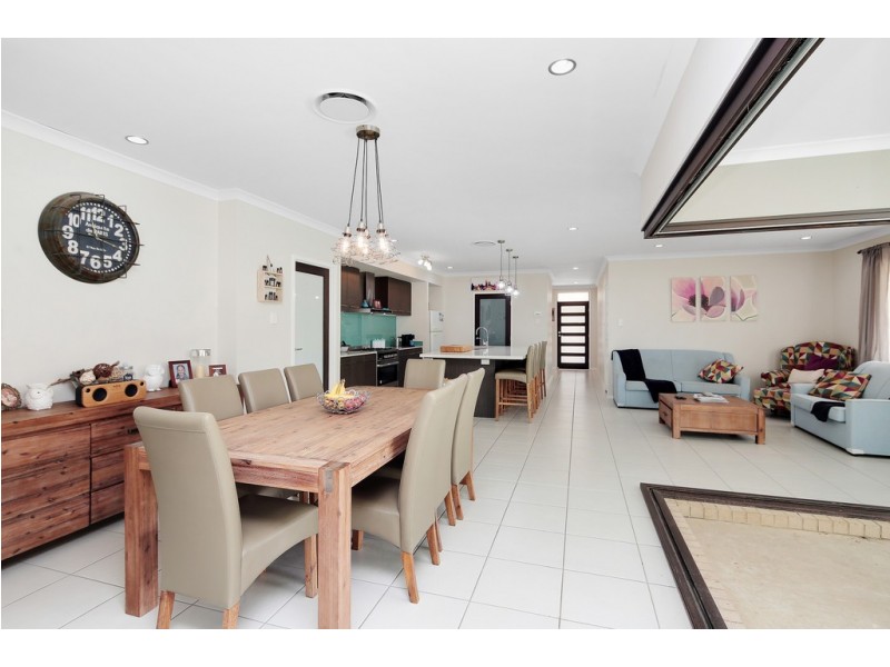 22 Robyn Terrace, Fernvale QLD 4306