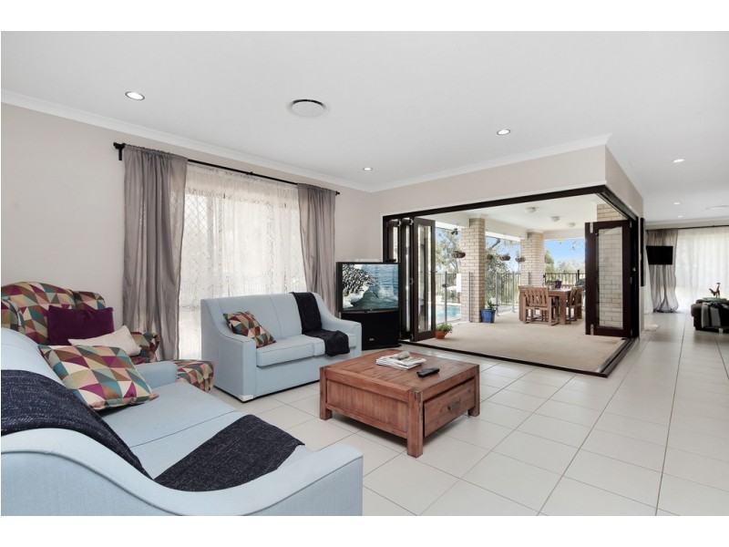 22 Robyn Terrace, Fernvale QLD 4306