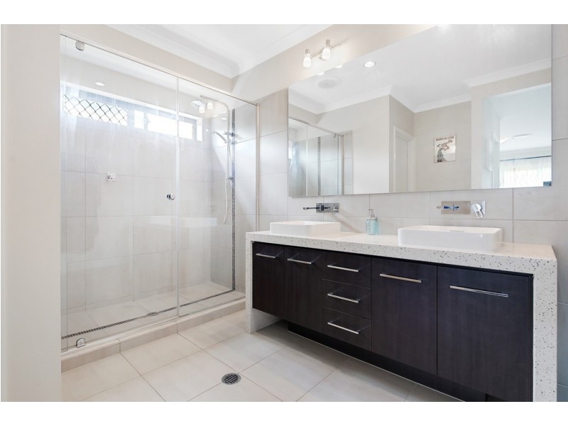 22 Robyn Terrace, Fernvale QLD 4306