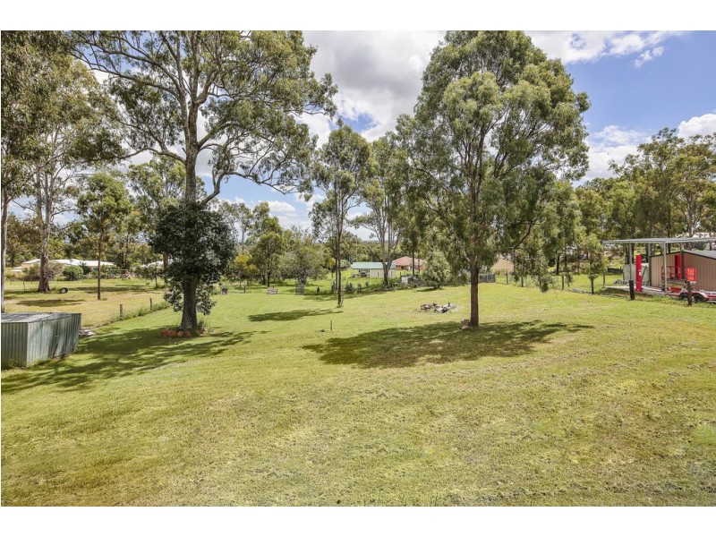 22 Robyn Terrace, Fernvale QLD 4306