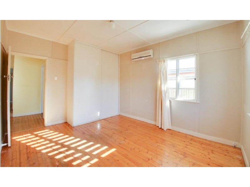 39 Coleman Street, Leichhardt QLD 4305