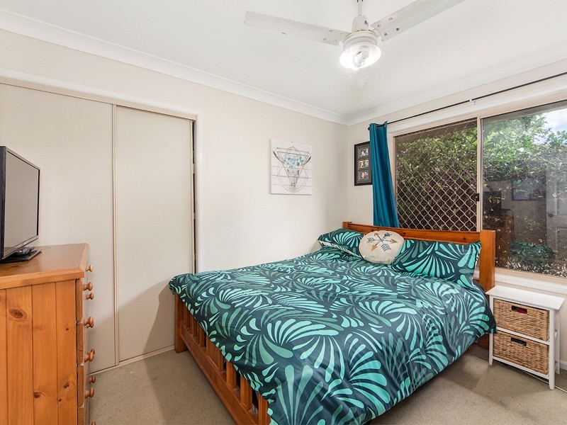 25 Bell St, Walloon QLD 4306