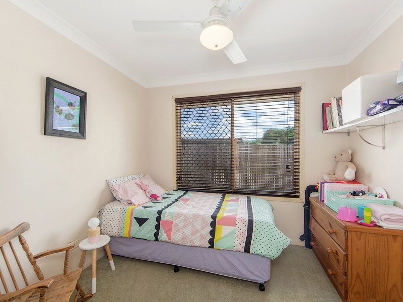 25 Bell St, Walloon QLD 4306