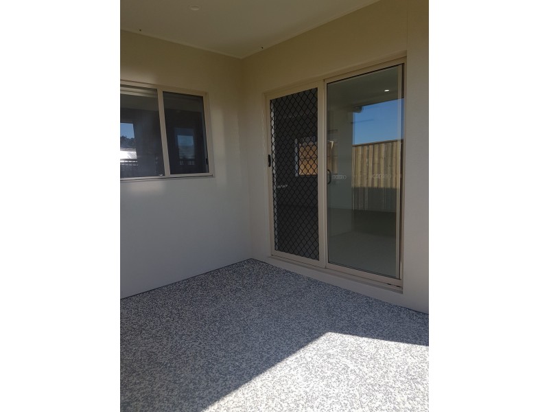 112 Napier Circuit, Silkstone QLD 4304