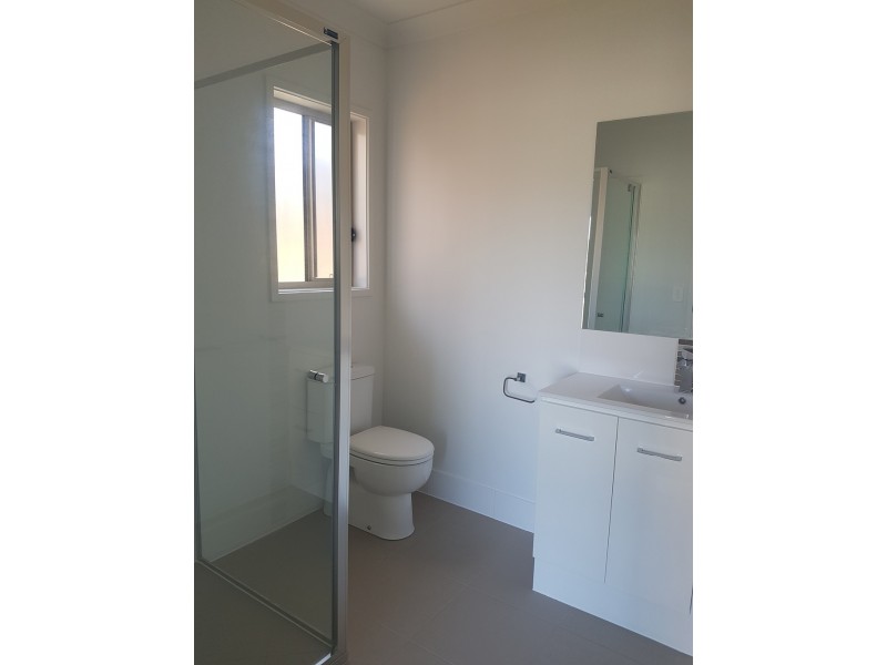 112 Napier Circuit, Silkstone QLD 4304