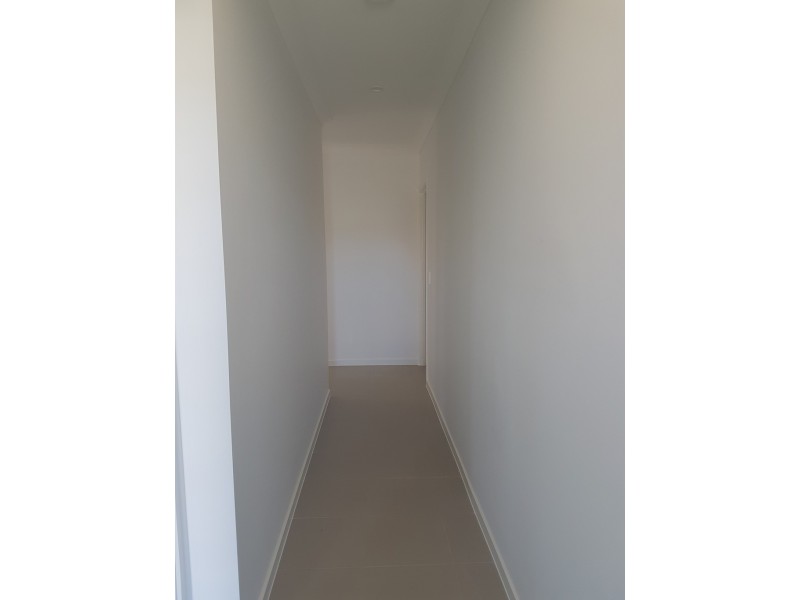 112 Napier Circuit, Silkstone QLD 4304