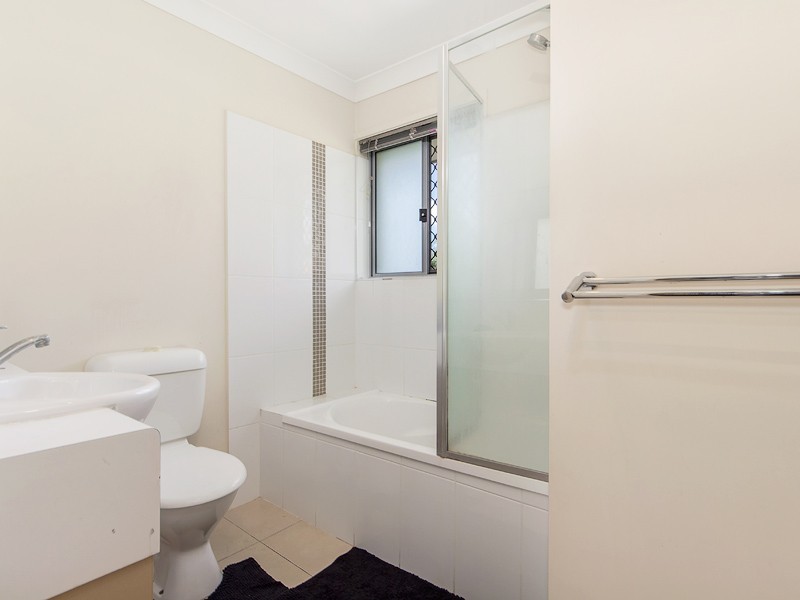 4/45 Blaxland Crescent, Redbank Plains QLD 4301