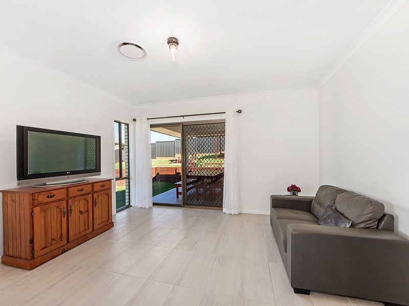 34 Upper John St, Rosewood QLD 4340