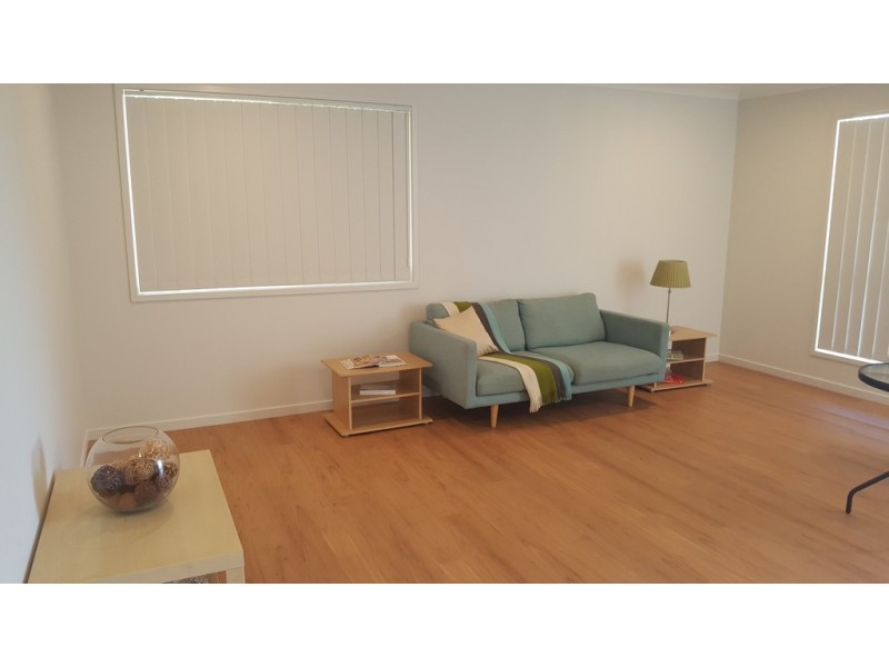 36A Frederick St, Newtown QLD 4305