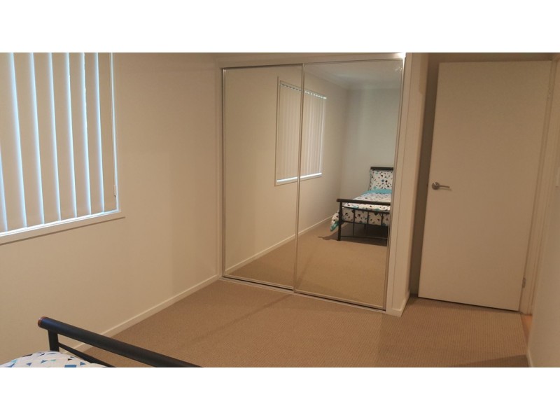 36A Frederick St, Newtown QLD 4305