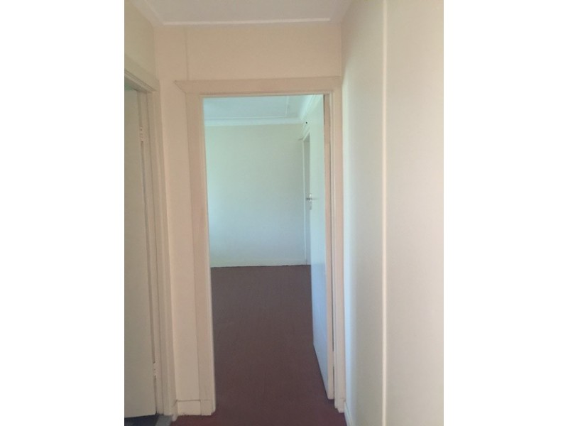 1/2 Daniel Street, Lowood QLD 4311