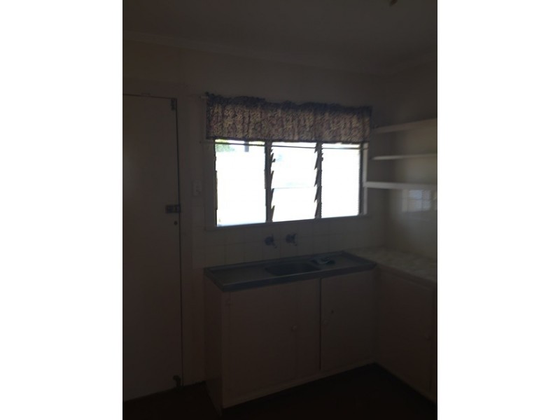 1/2 Daniel Street, Lowood QLD 4311