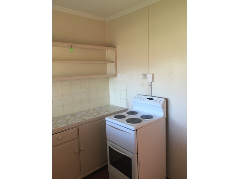 1/2 Daniel Street, Lowood QLD 4311