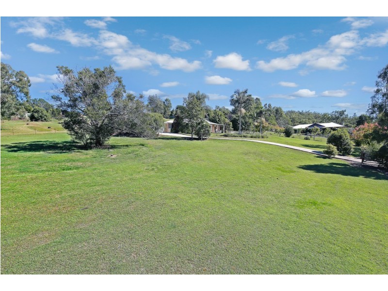 4 Daintree Crt, Fernvale QLD 4306