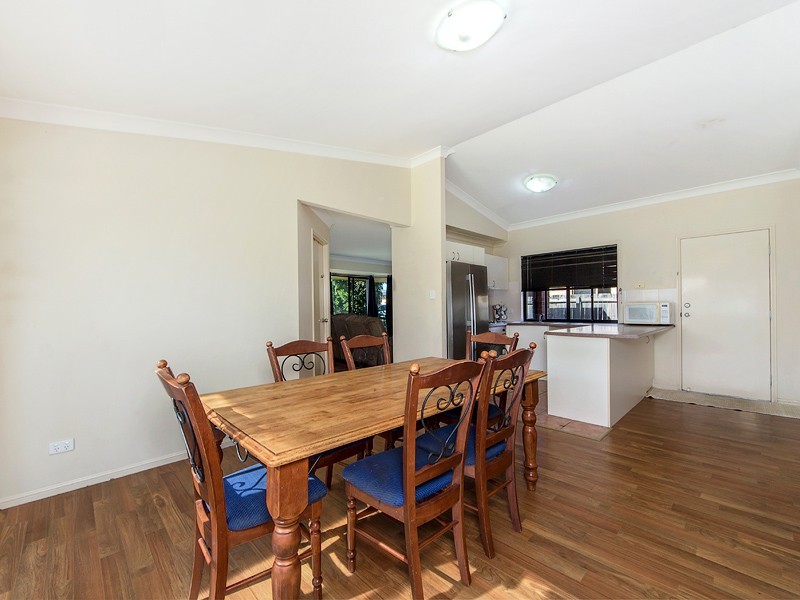 39 Rockman Drive, Raceview QLD 4305