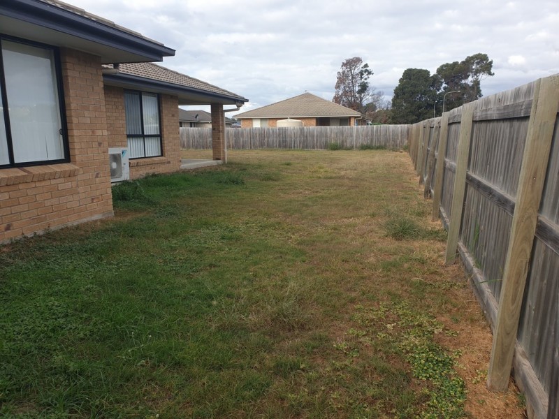 23 McInnes St, Lowood QLD 4311