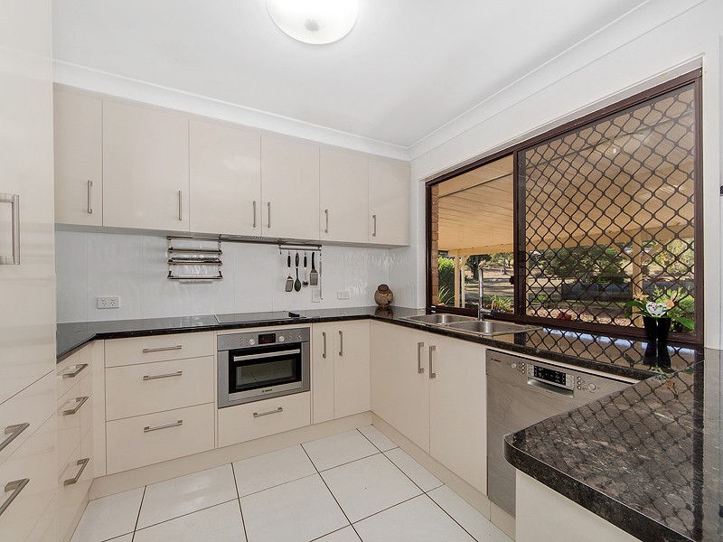 38 Carralluma Crescent, Fernvale QLD 4306