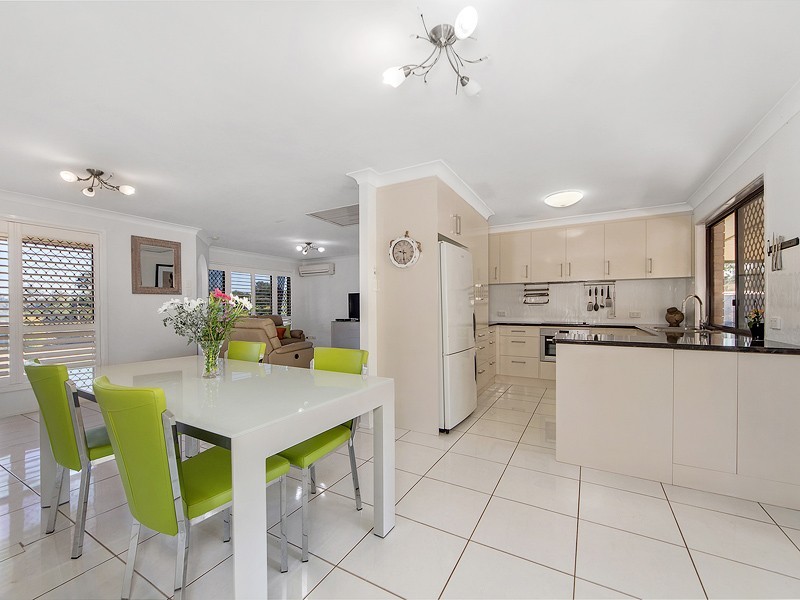 38 Carralluma Crescent, Fernvale QLD 4306