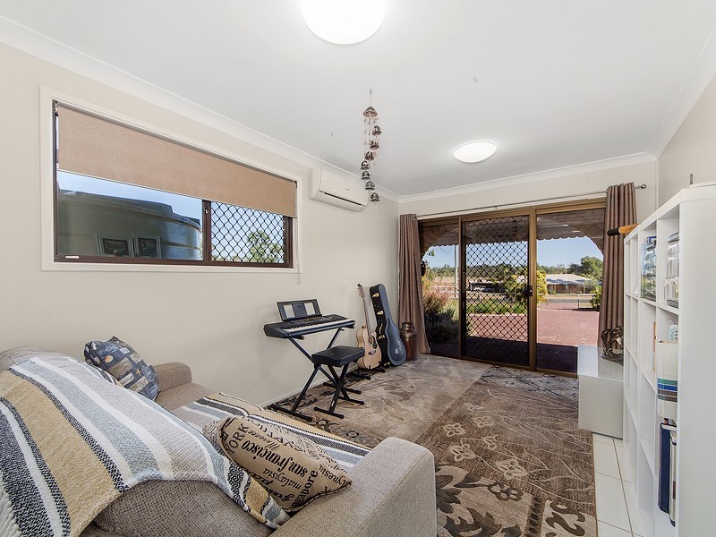 38 Carralluma Crescent, Fernvale QLD 4306