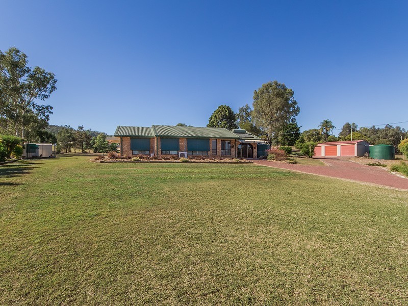 38 Carralluma Crescent, Fernvale QLD 4306