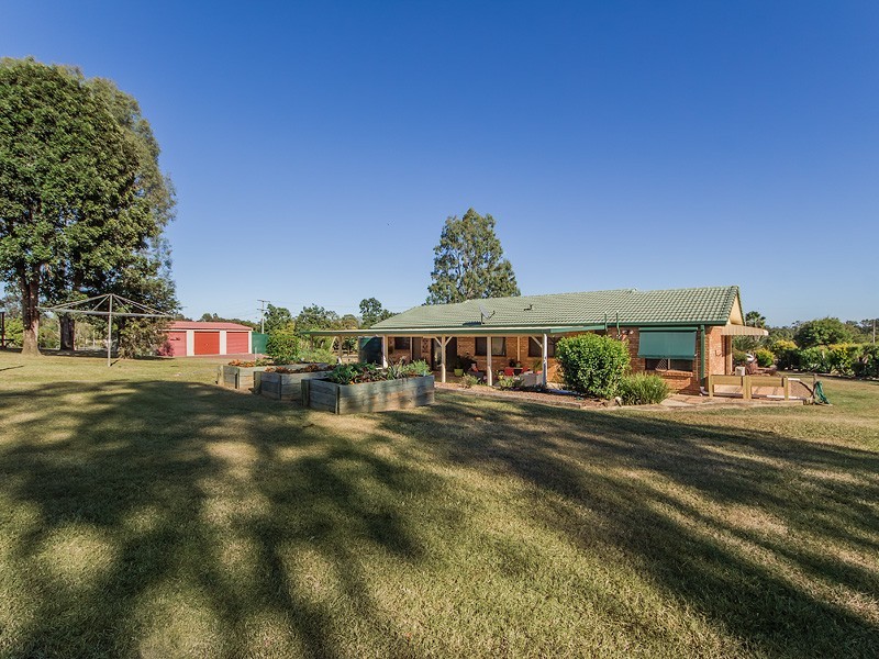 38 Carralluma Crescent, Fernvale QLD 4306
