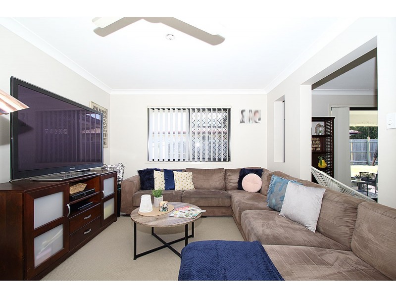 96 Reif St, Flinders View QLD 4305