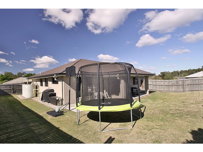 96 Reif St, Flinders View QLD 4305