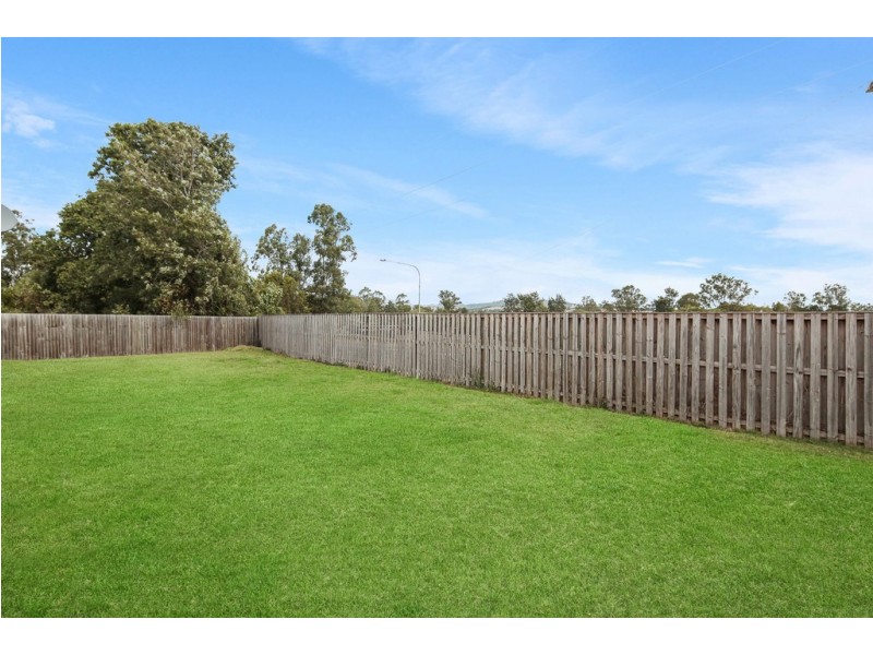 20 Cottonwood Crescent, Fernvale QLD 4306