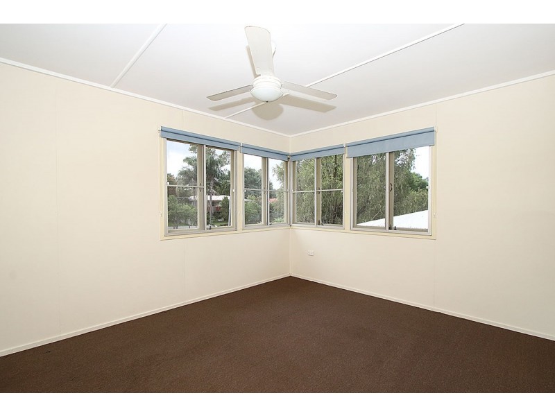 14 Felette St, Leichhardt QLD 4305