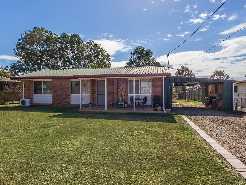 33 Bell St, Walloon QLD 4306