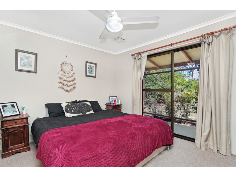 4 Wagtail Dr, Regency Downs QLD 4341