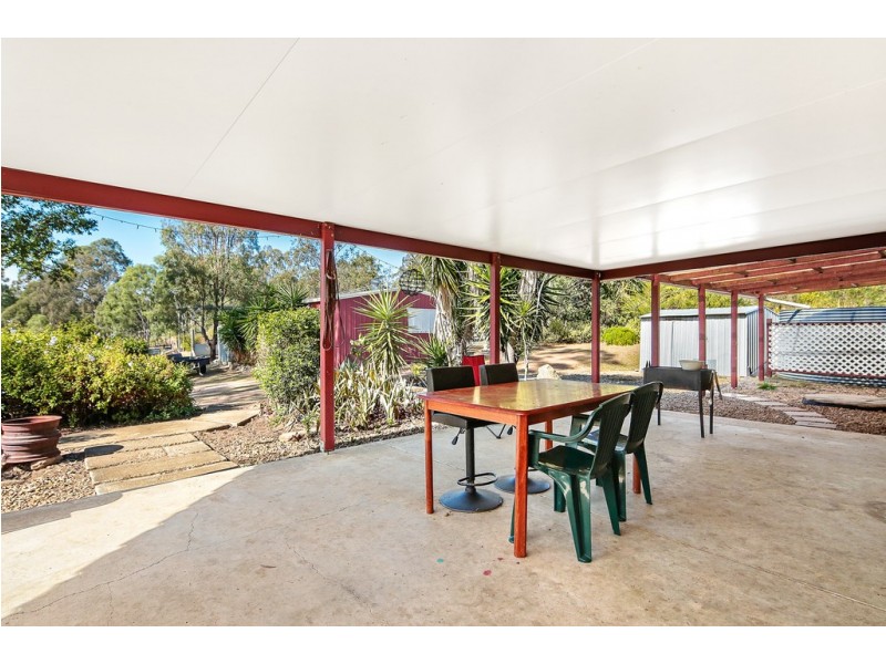 4 Wagtail Dr, Regency Downs QLD 4341