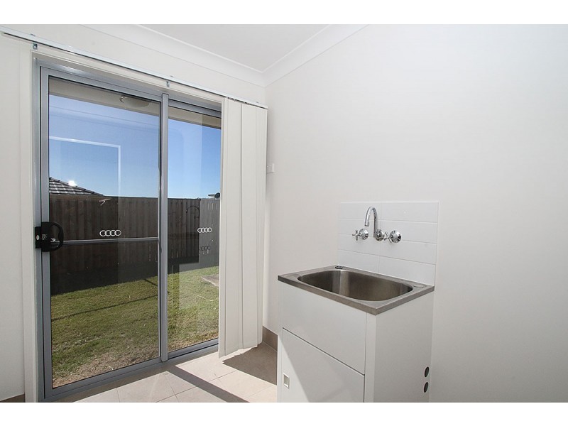 18 Cottonwood Crescent, Fernvale QLD 4306