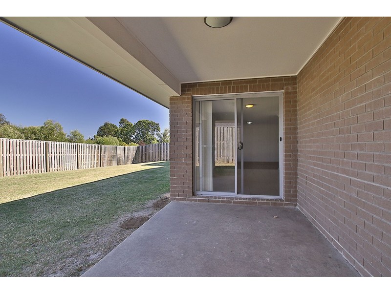 18 Cottonwood Crescent, Fernvale QLD 4306